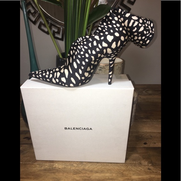 New Balenciaga Printed Spandex Sock Knife Booties - Picture 6 of 8
